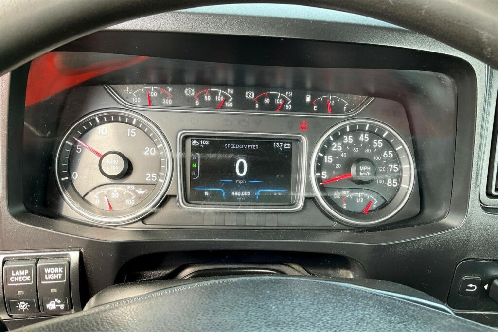 2021 CUM LT625 6×4 Day Cab