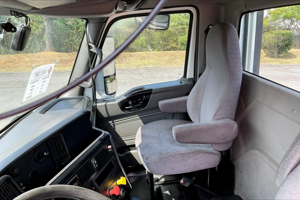 2021 CUM LT625 6×4 Day Cab