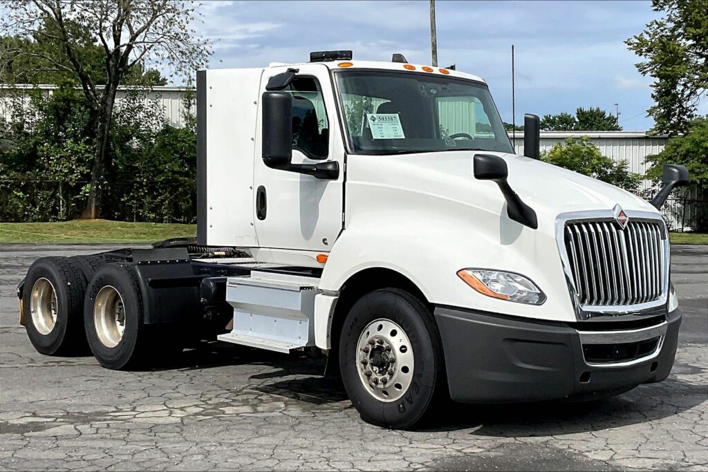 2020 CUM LT625 6×4 Day Cab