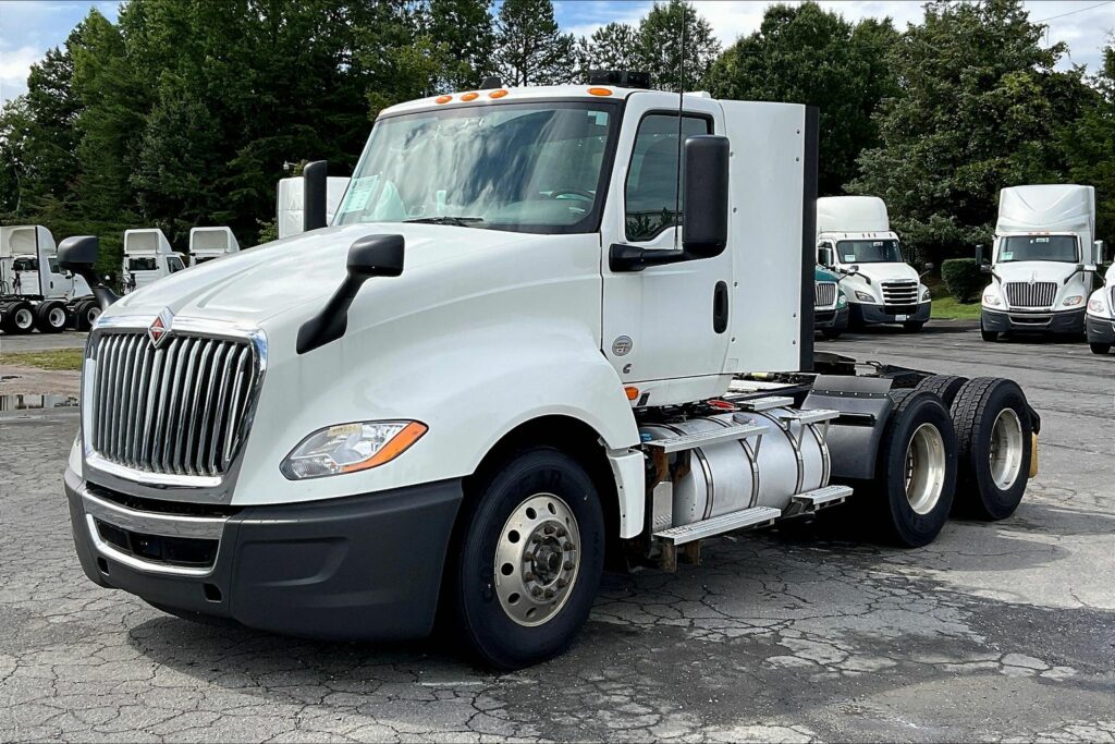 2020 CUM LT625 6×4 Day Cab