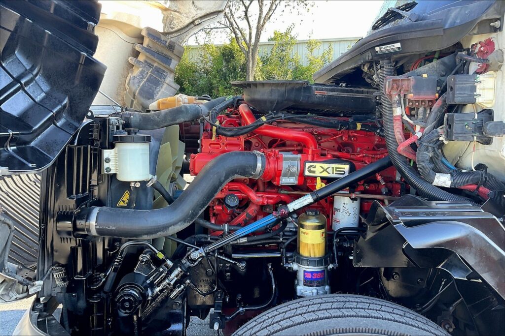 2021 CUM LT625 6×4 Day Cab