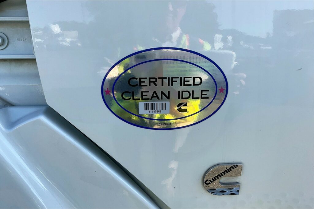 2021 CUM LT625 6×4 Day Cab