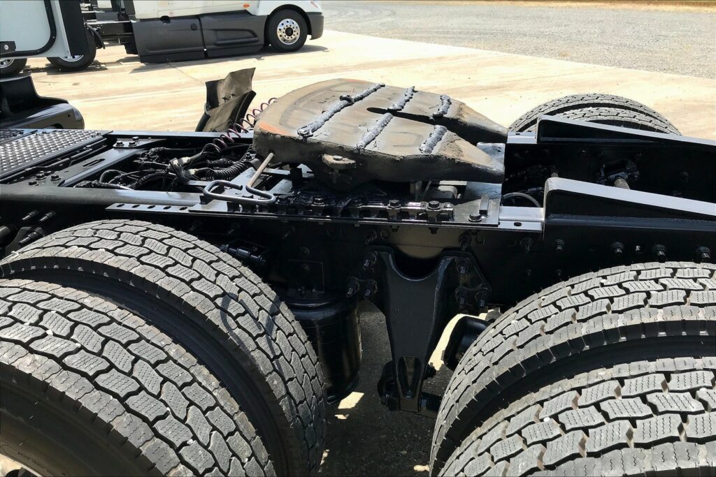 2021 CUM LT625 6×4 Day Cab