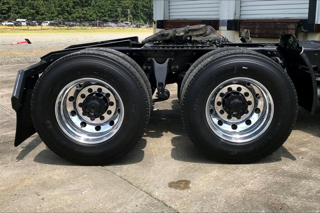 2021 CUM LT625 6×4 Day Cab