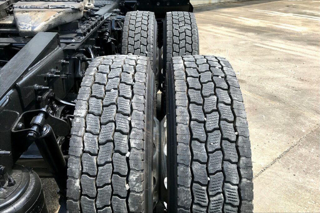 2021 CUM LT625 6×4 Day Cab