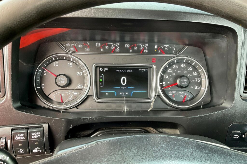 2021 CUM LT625 6×4 Day Cab