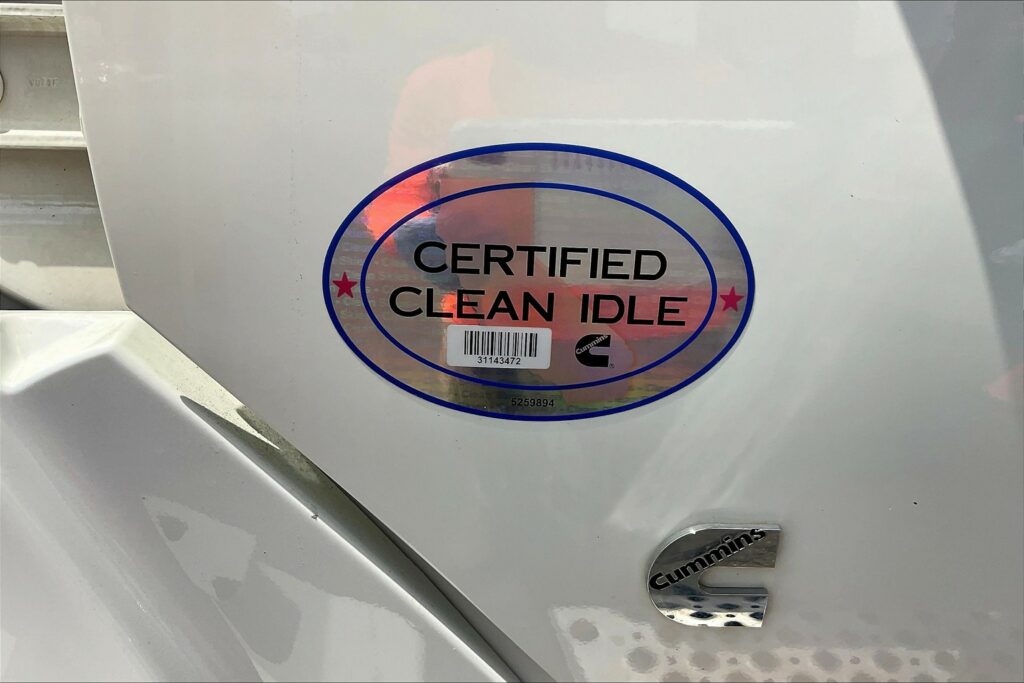 2021 CUM LT625 6×4 Day Cab