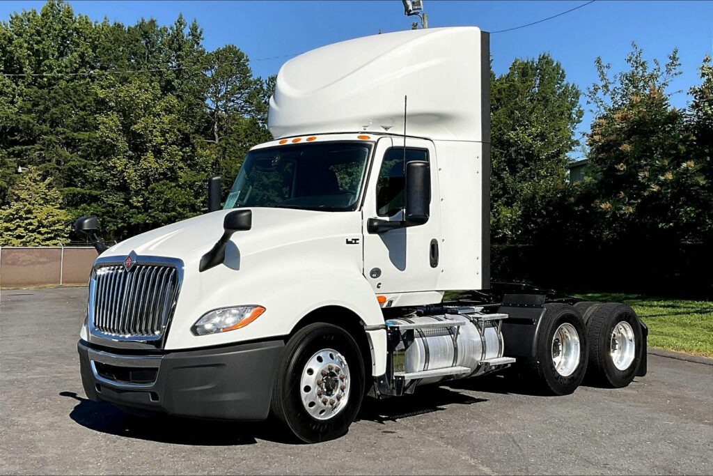 2020 CUM LT625 6×4 Day Cab