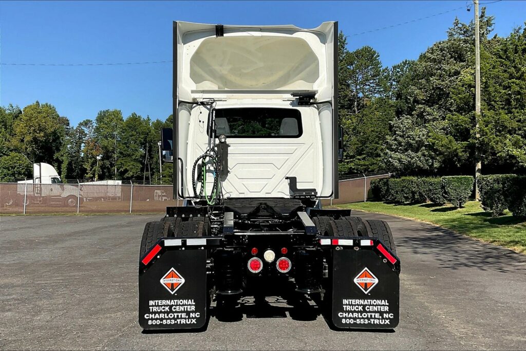 2020 CUM LT625 6×4 Day Cab