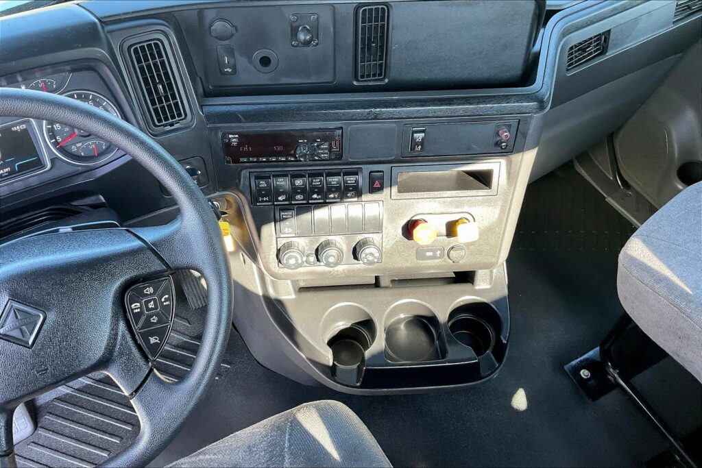 2020 CUM LT625 6×4 Day Cab