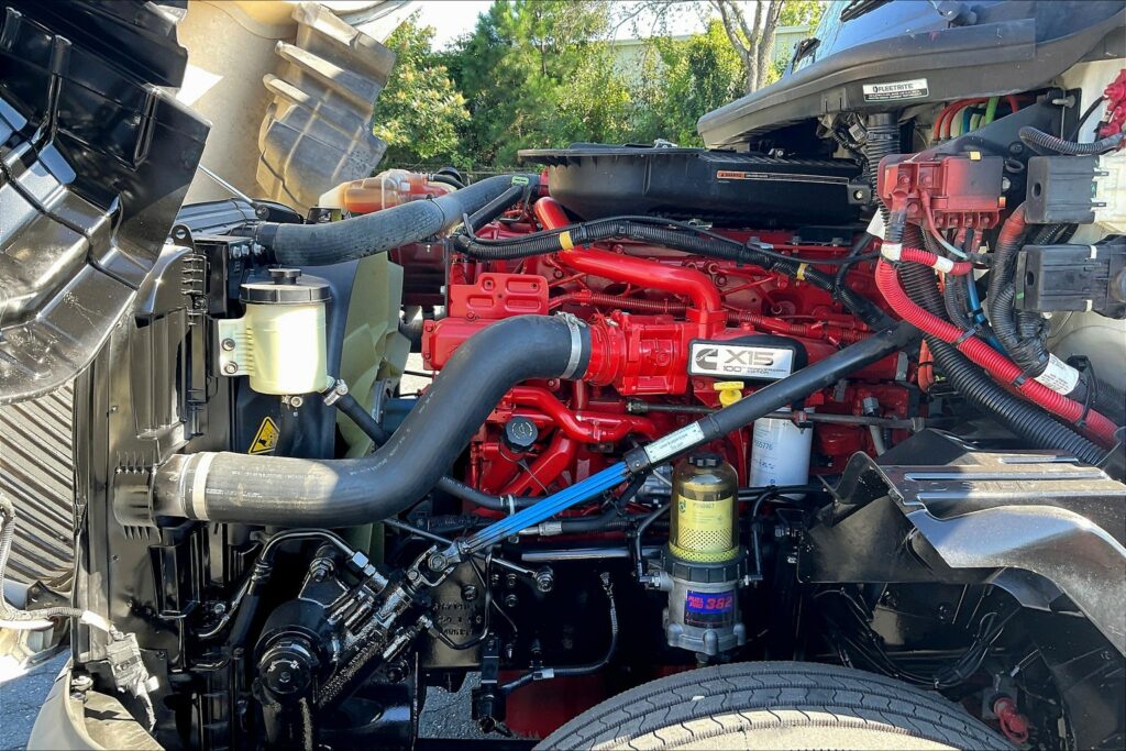 2020 CUM LT625 6×4 Day Cab