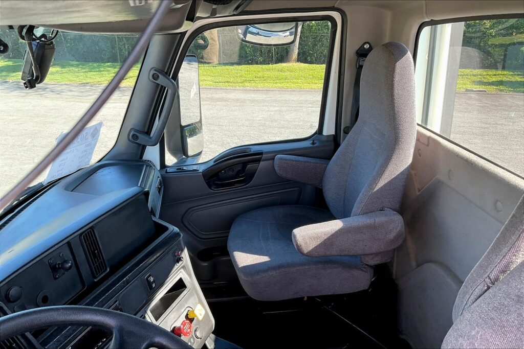 2020 CUM LT625 6×4 Day Cab