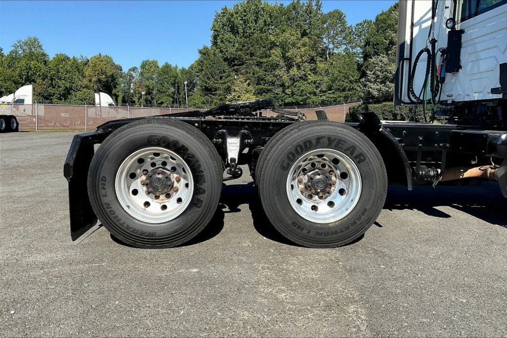 2020 CUM LT625 6×4 Day Cab