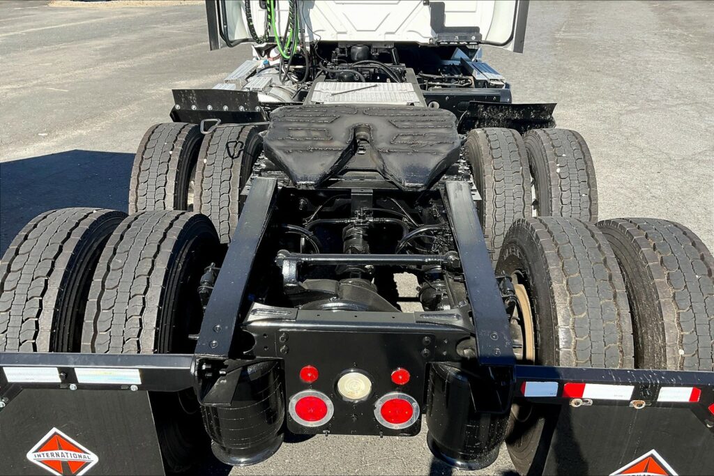 2020 CUM LT625 6×4 Day Cab