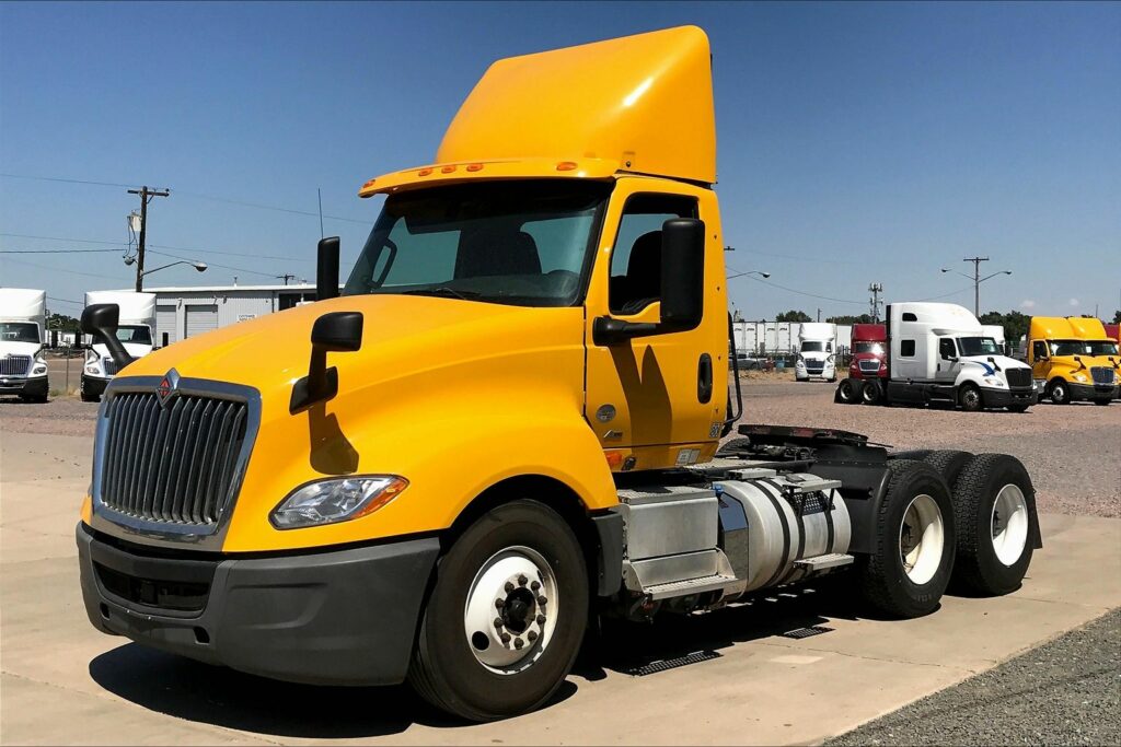 2019 INT LT625 6×4 Day Cab
