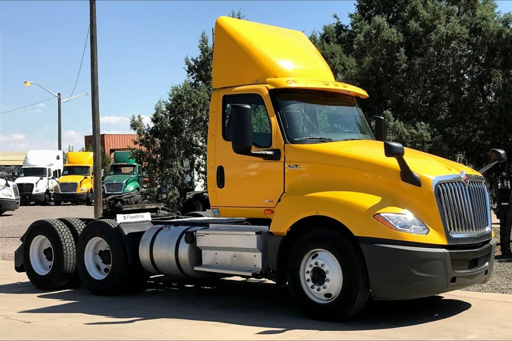 2019 INT LT625 6×4 Day Cab