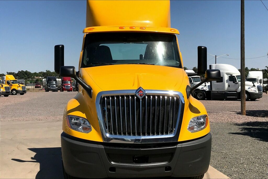 2019 INT LT625 6×4 Day Cab