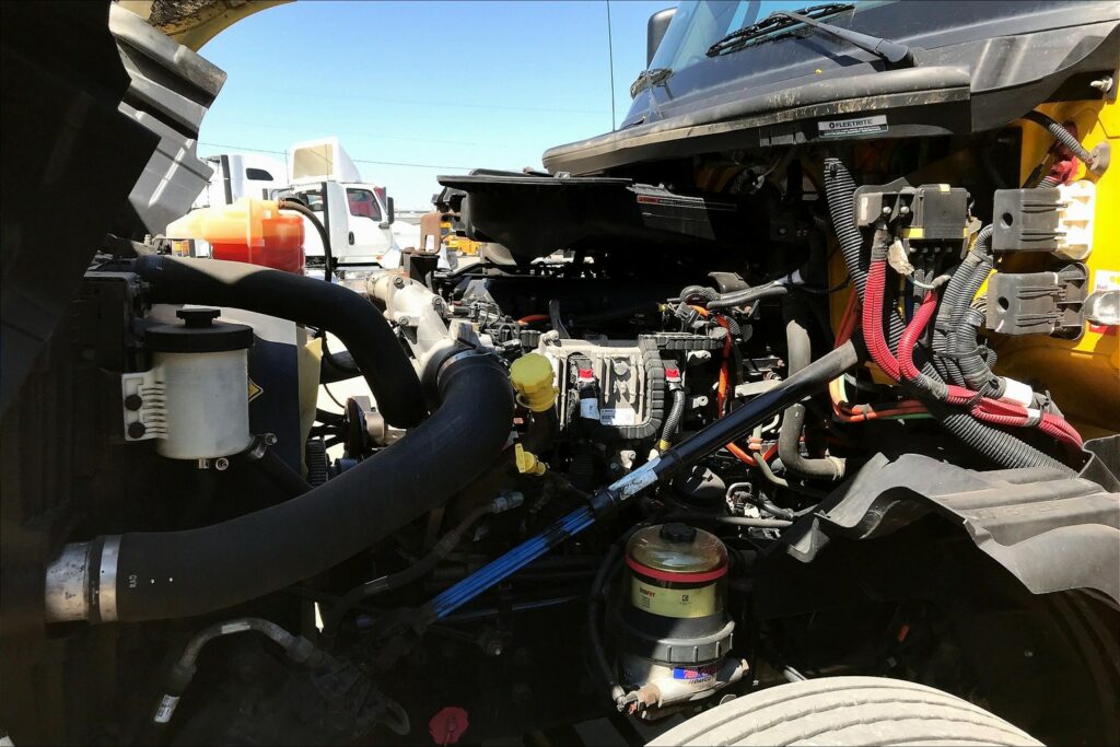 2019 INT LT625 6×4 Day Cab