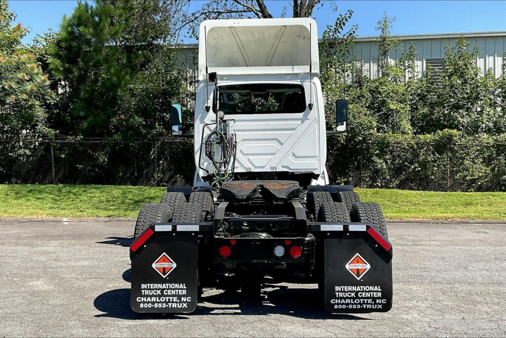 2019 INT LT625 6×4 Day Cab