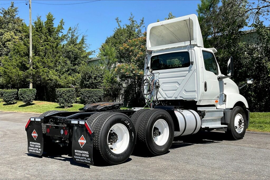 2019 INT LT625 6×4 Day Cab