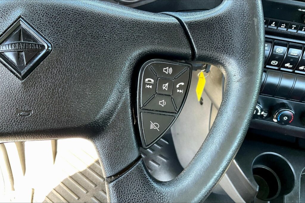 2019 INT LT625 6×4 Day Cab