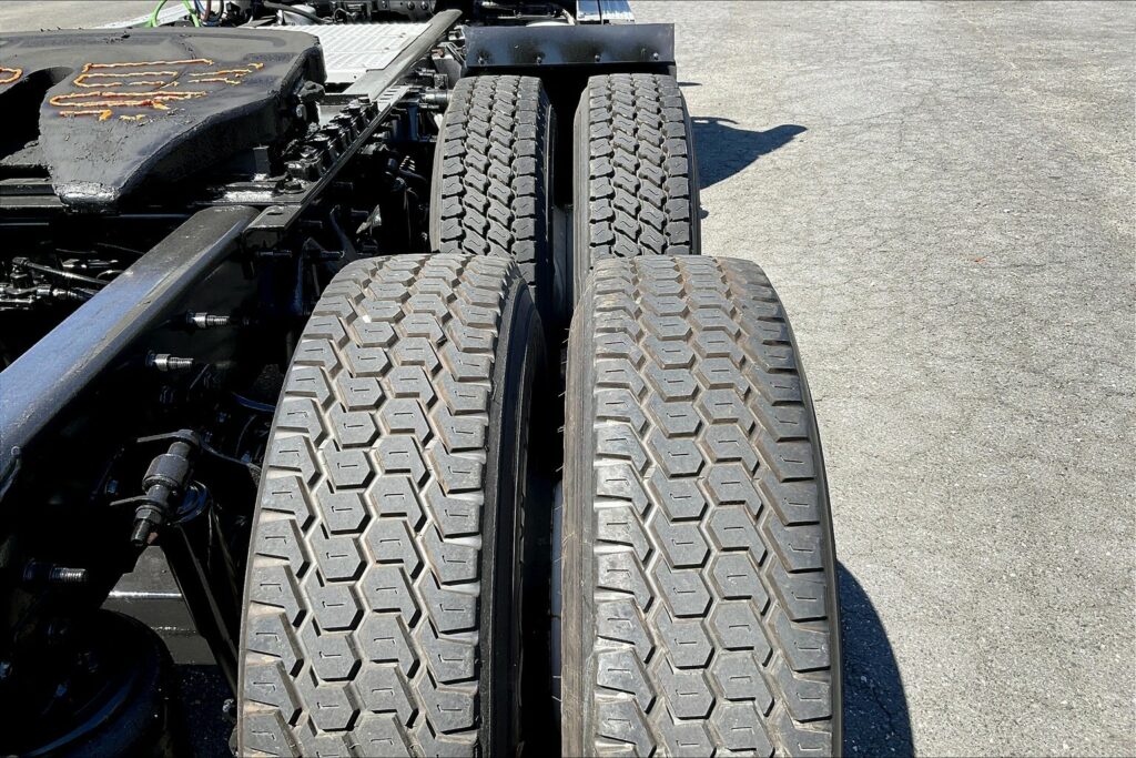 2019 INT LT625 6×4 Day Cab