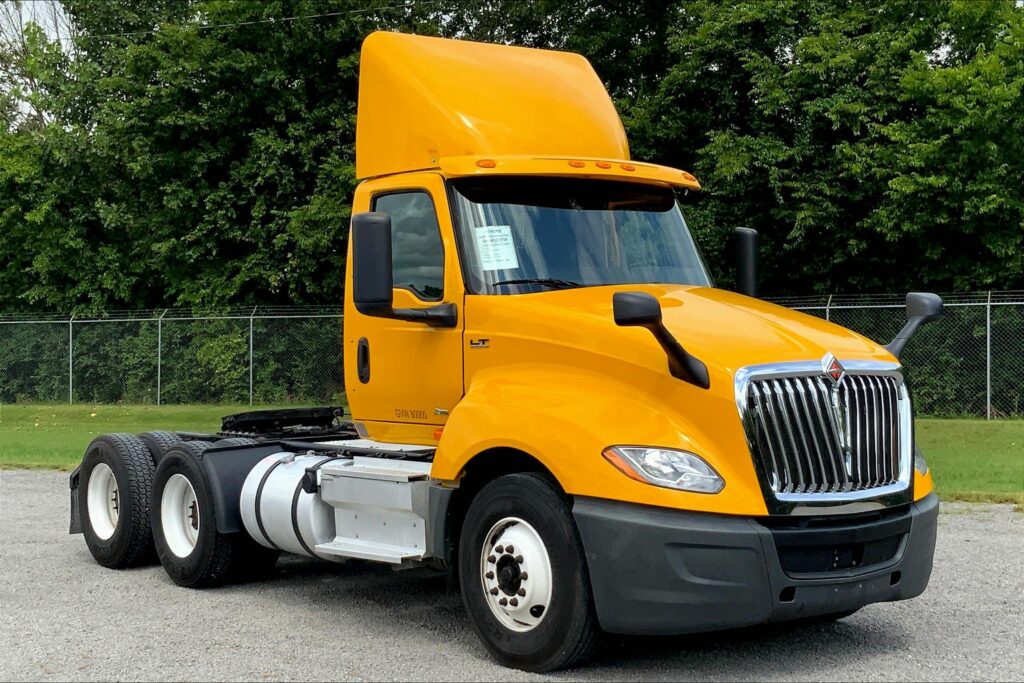 2019 INT LT625 6×4 Day Cab