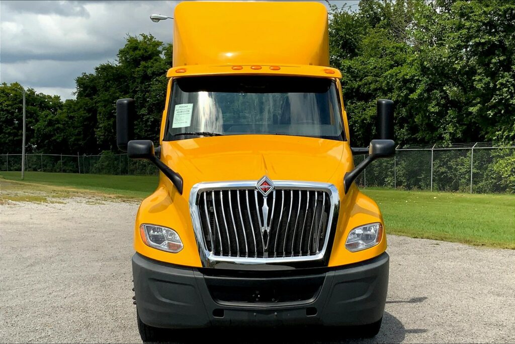 2019 INT LT625 6×4 Day Cab