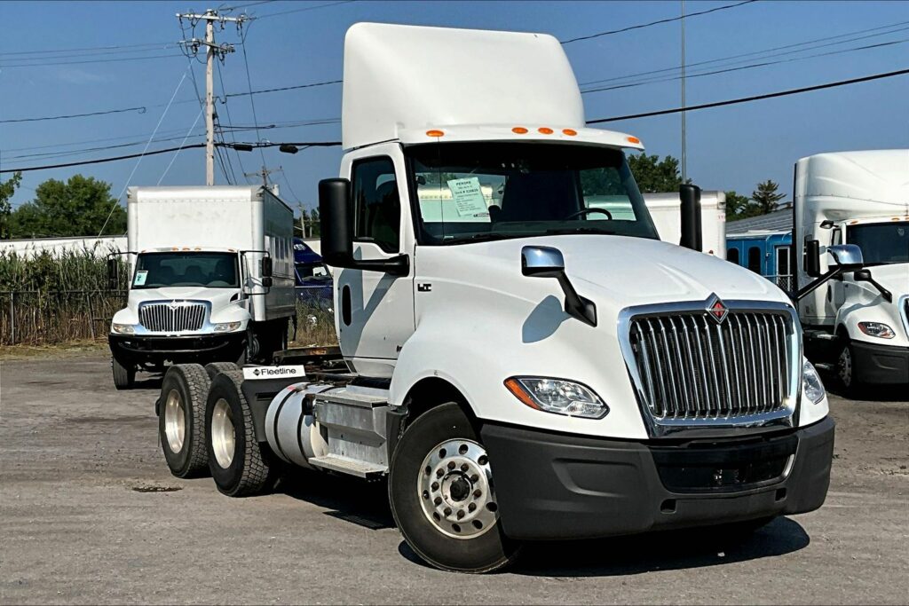 2019 INT LT625 6×4 Day Cab