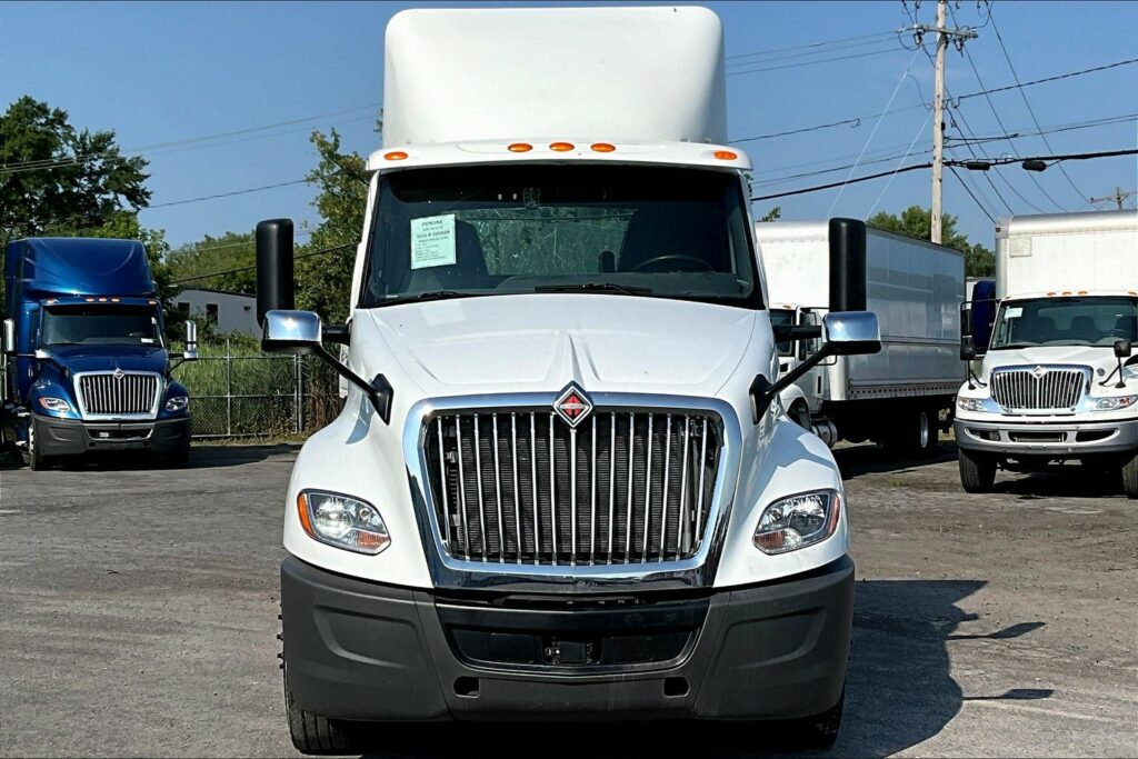 2019 INT LT625 6×4 Day Cab