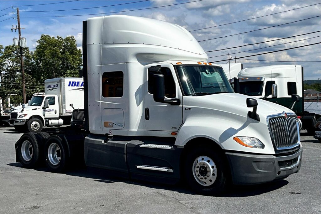 2020 INT LT625 6×4 Sleeper