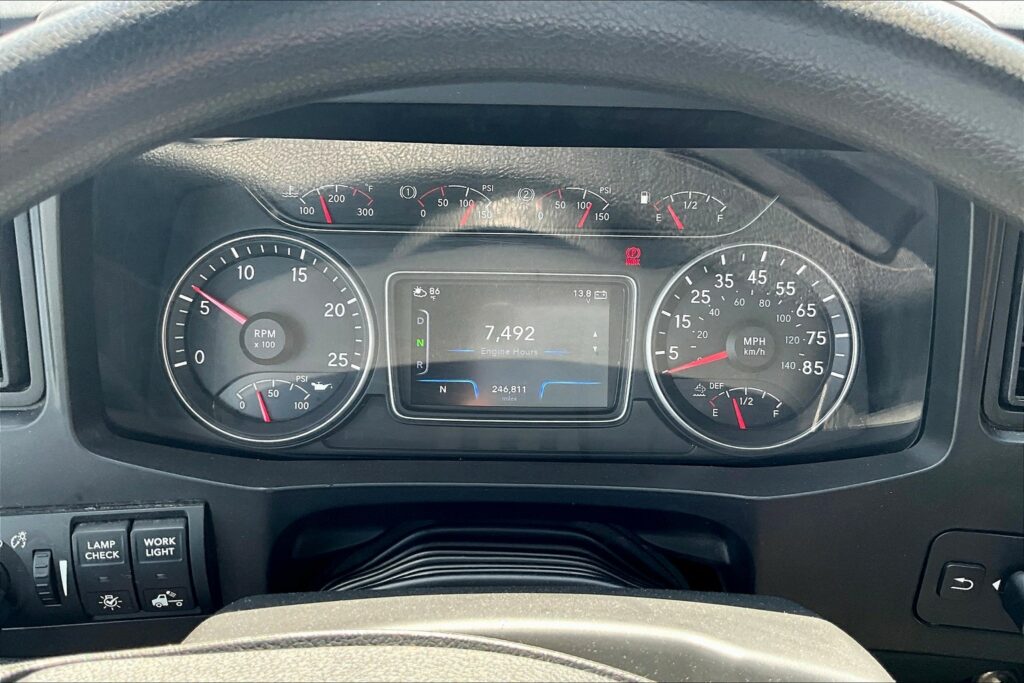 2020 INT LT625 6×4 Sleeper