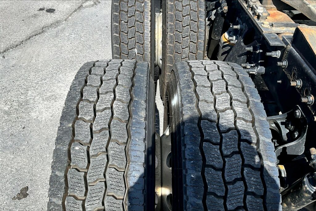 2020 INT LT625 6×4 Sleeper