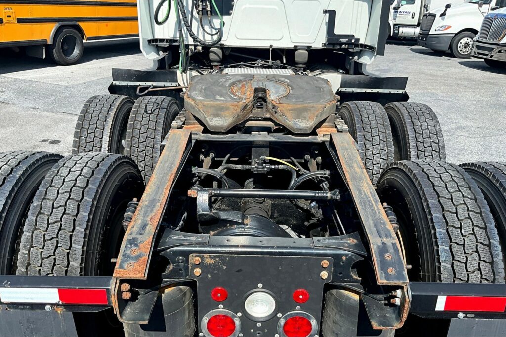 2020 INT LT625 6×4 Sleeper