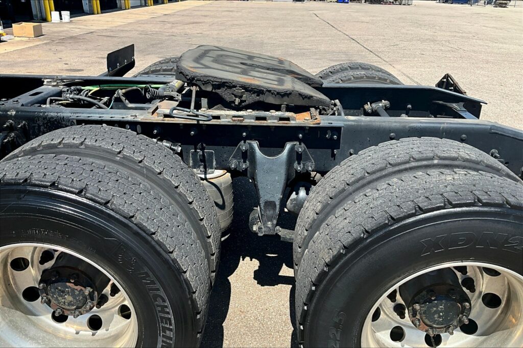 2021 INT LT625 6×4 Sleeper