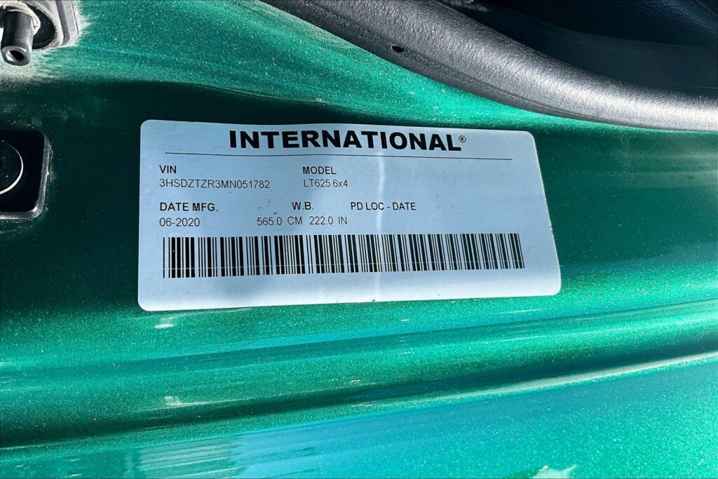 2021 INT LT625 6×4 Sleeper