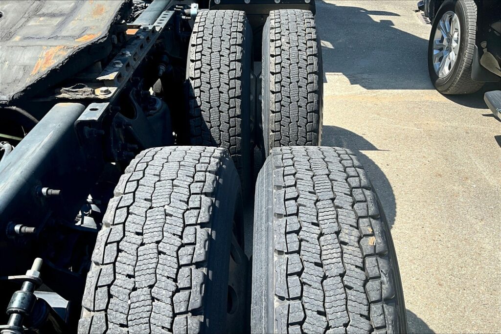 2021 INT LT625 6×4 Sleeper