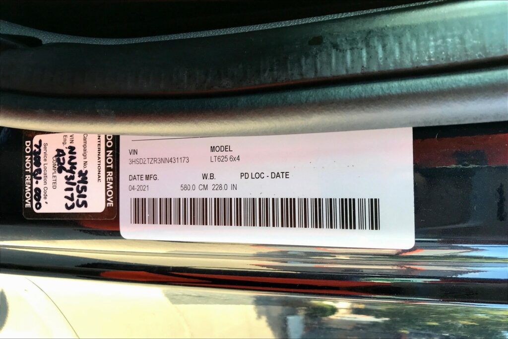 2022 INT LT625 6×4 Sleeper