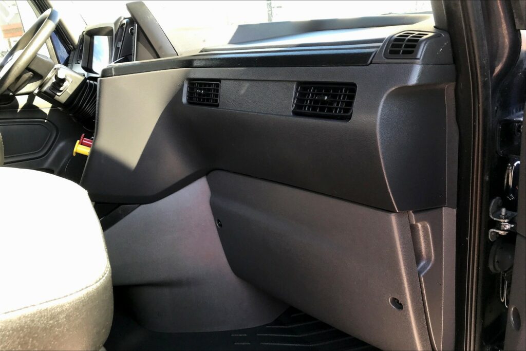 2022 INT LT625 6×4 Sleeper