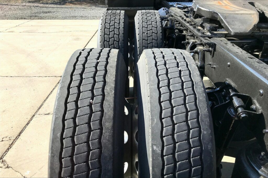 2022 INT LT625 6×4 Sleeper