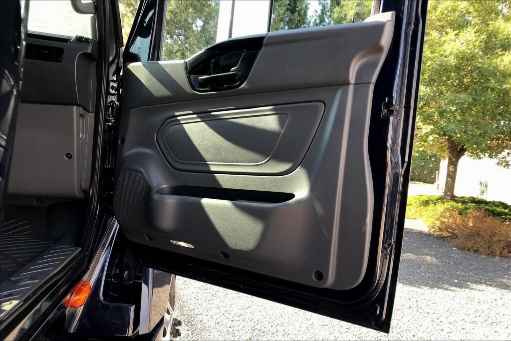 2022 INT LT625 6×4 Sleeper