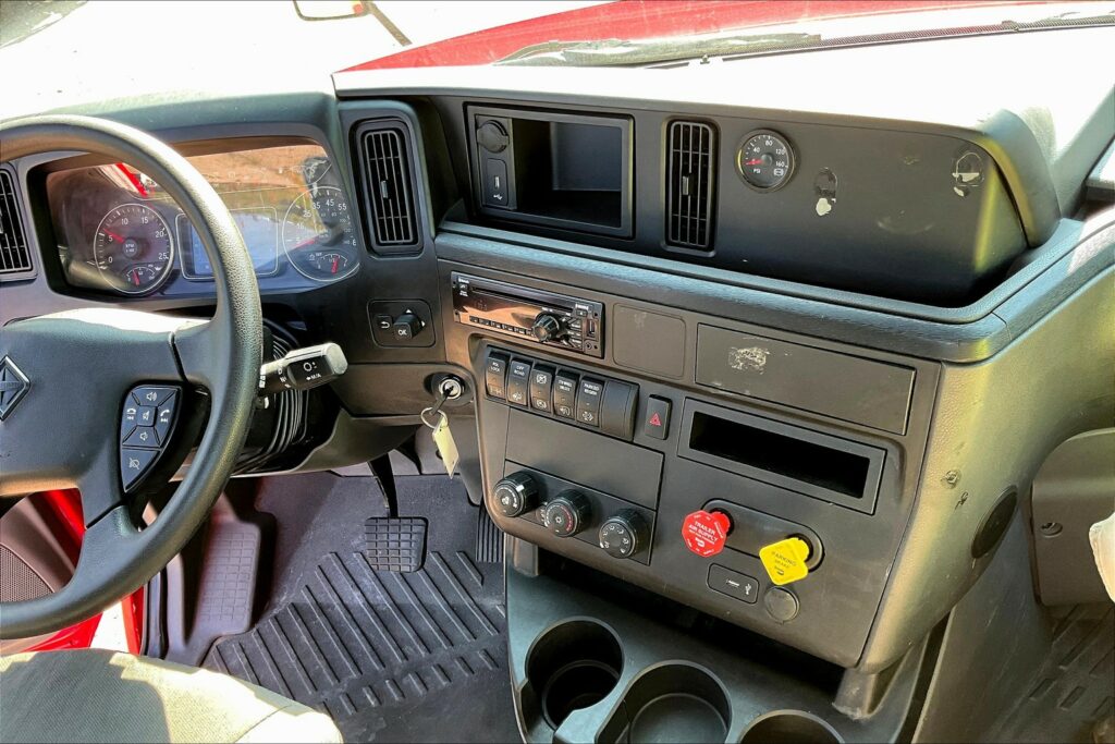 2020 INT LT625 6×4 Day Cab