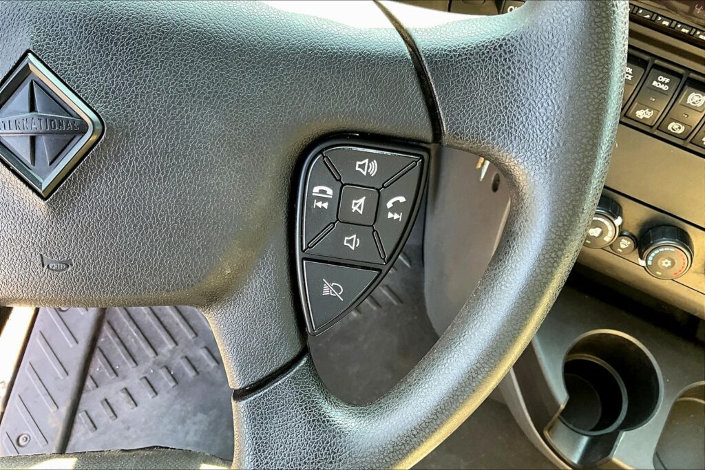 2020 INT LT625 6×4 Day Cab