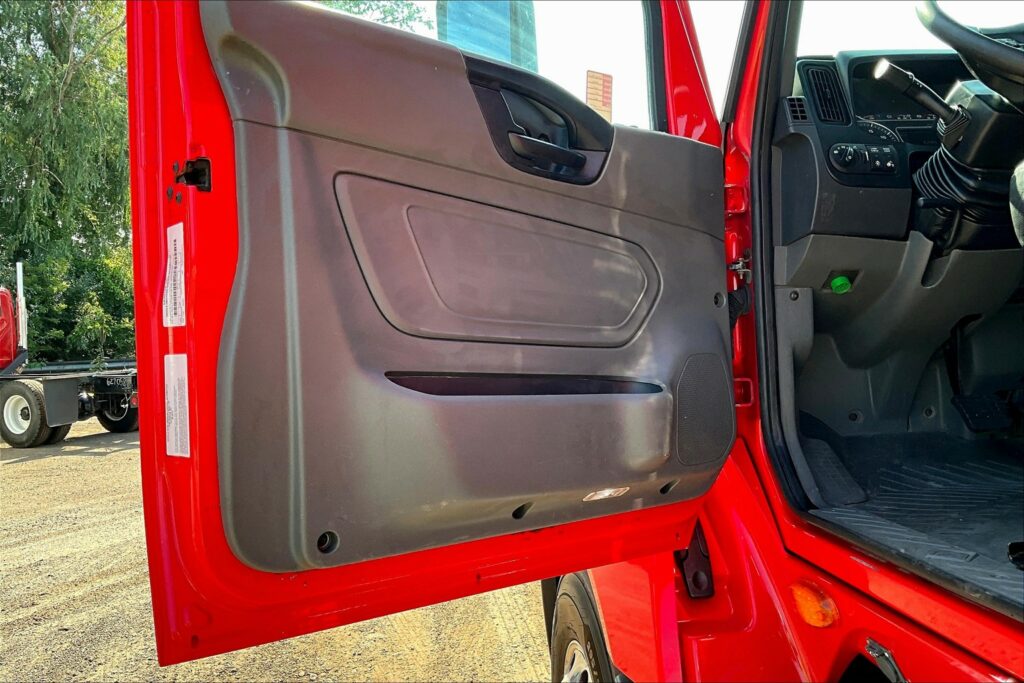 2020 INT LT625 6×4 Day Cab