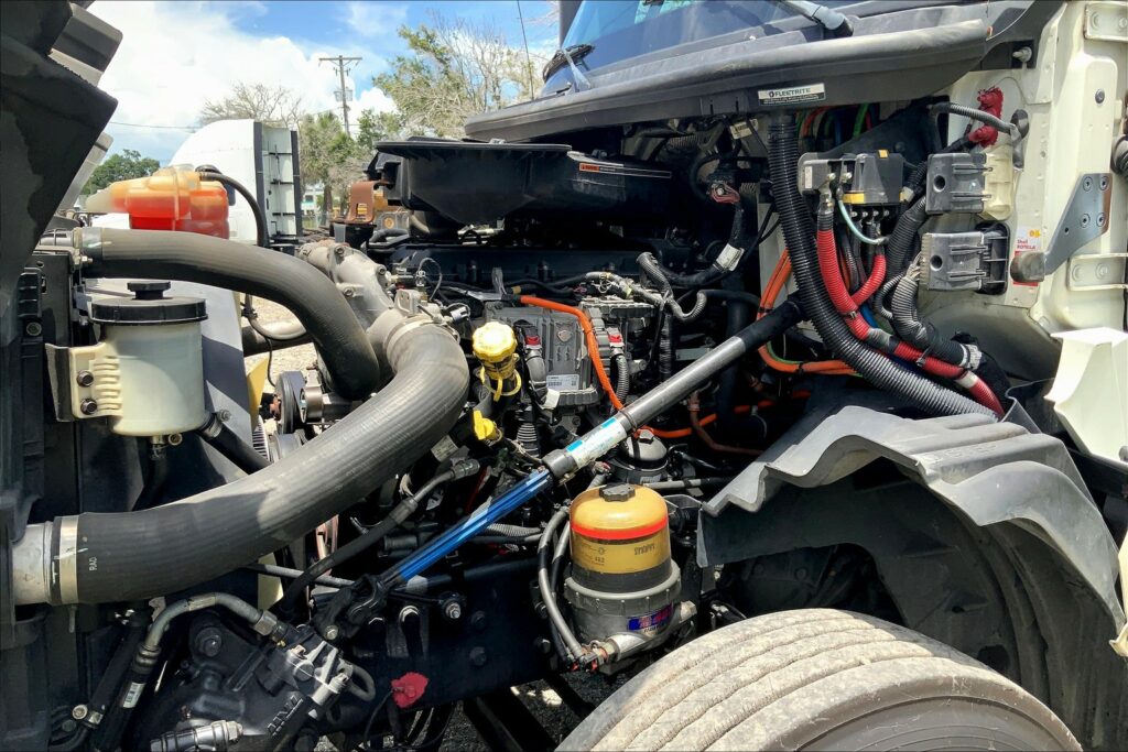 2019 INT LT625 6×4 Day Cab