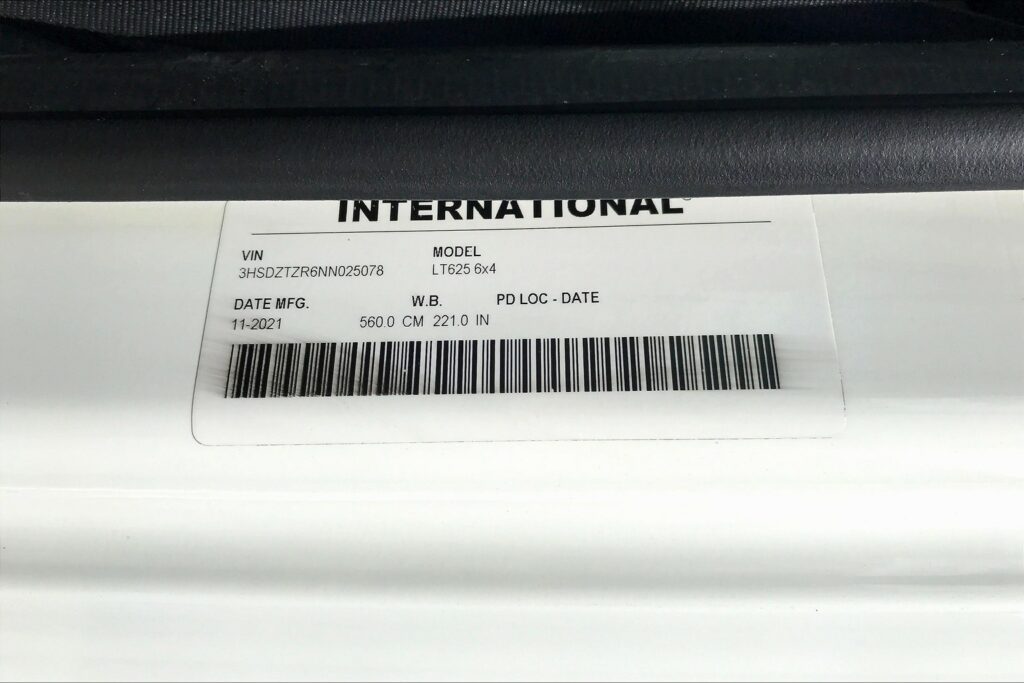 2022 INT LT625 6×4 Sleeper