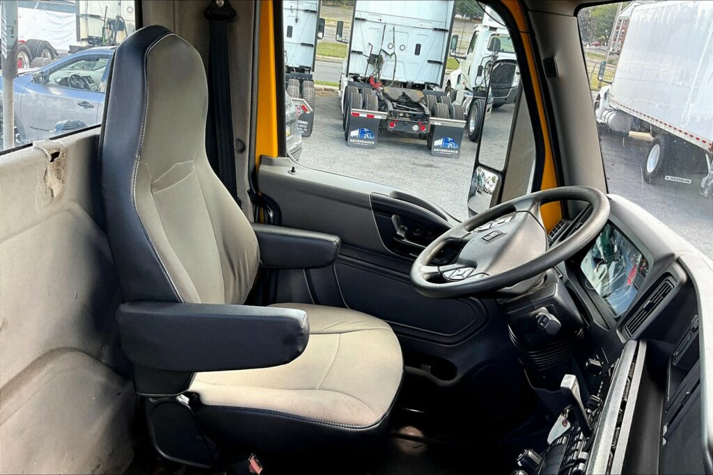 2019 INT LT625 6×4 Day Cab
