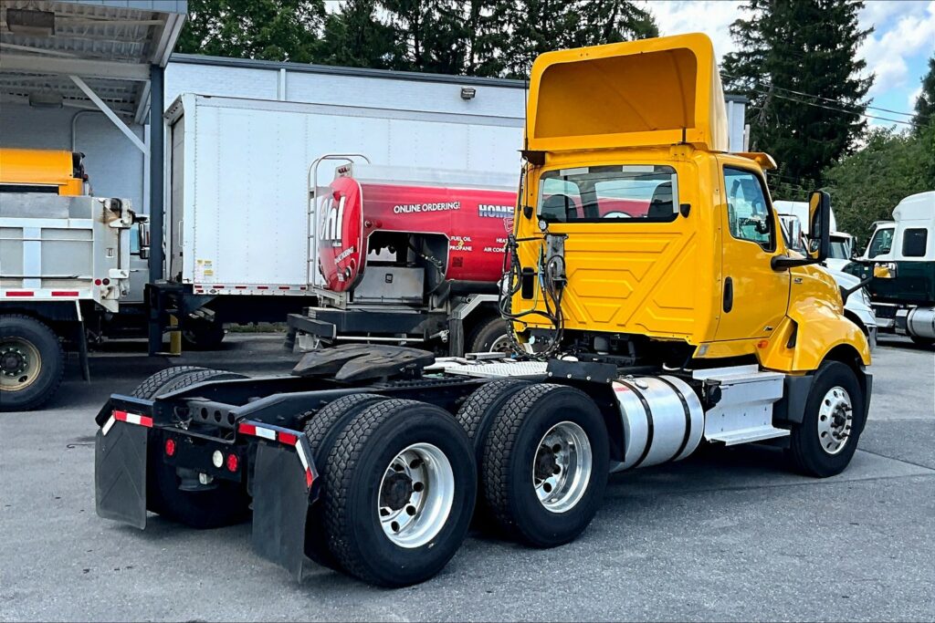 2019 INT LT625 6×4 Day Cab