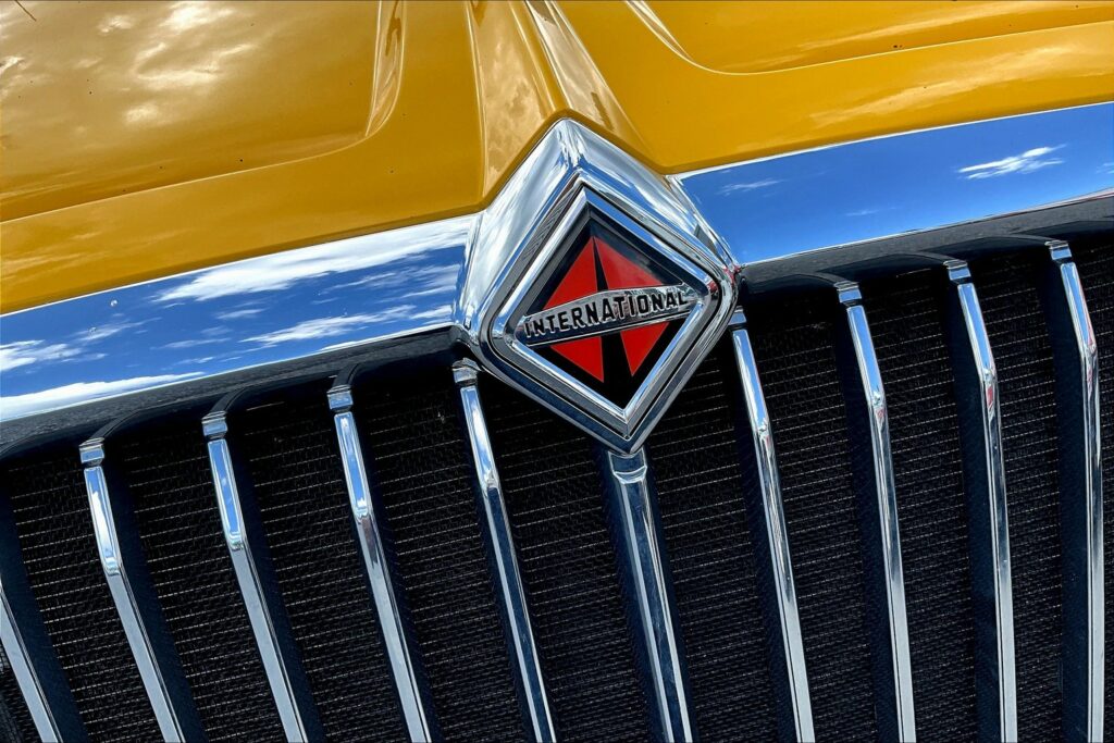 2019 INT LT625 6×4 Day Cab