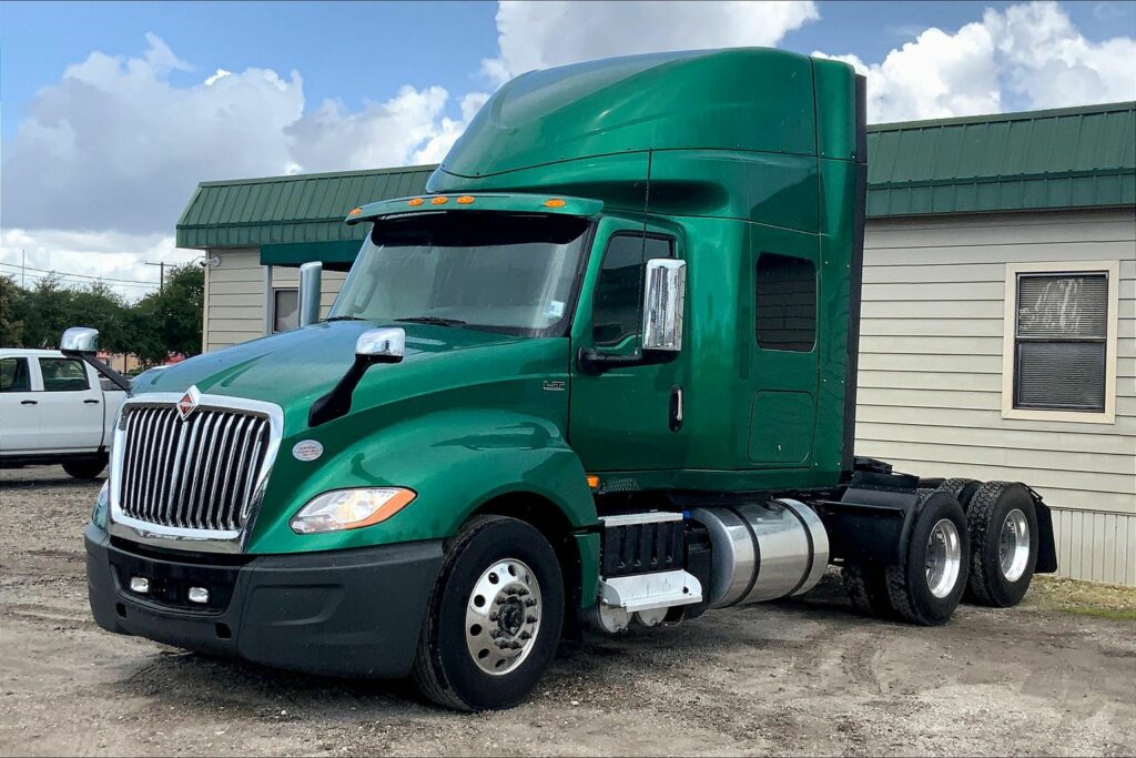 2021 INT LT625 6×4 Sleeper